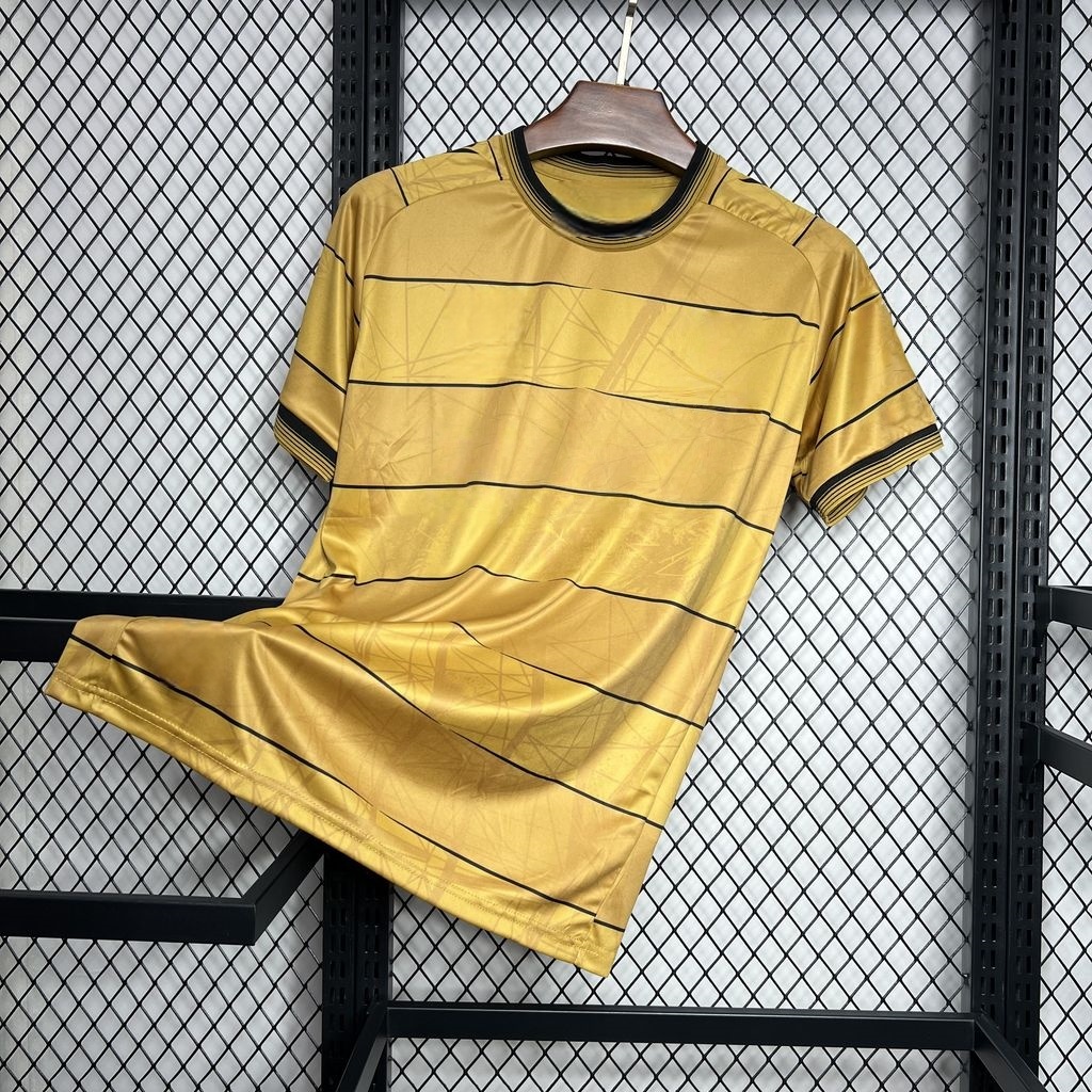 Real Sociedad 24-25 Away Jersey Front View