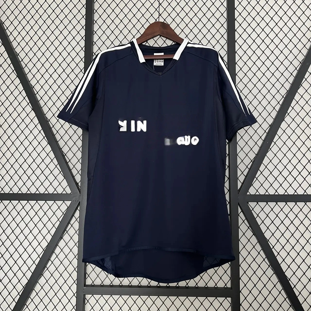 Retro Real Madrid 04-05 Away Stadium Jersey-CKK-1