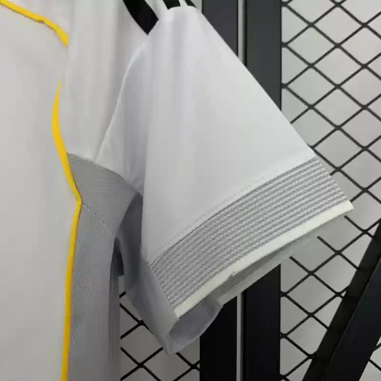 Real Madrid 25-26 Urban Purist Throwback White Jersey - Fans Version-CKK-1