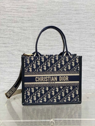 Dior👜