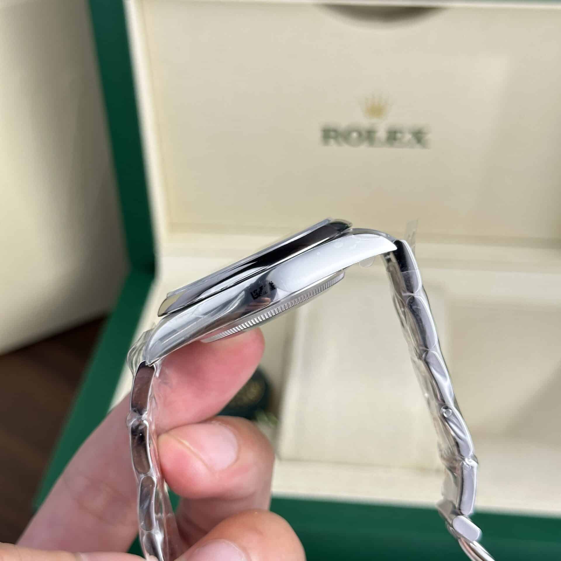 GYL Rolex Oyster Perpetual 41 124300-0001 Silver Dial Best Quality Replica Clean Factory-GYL-GaiYalun