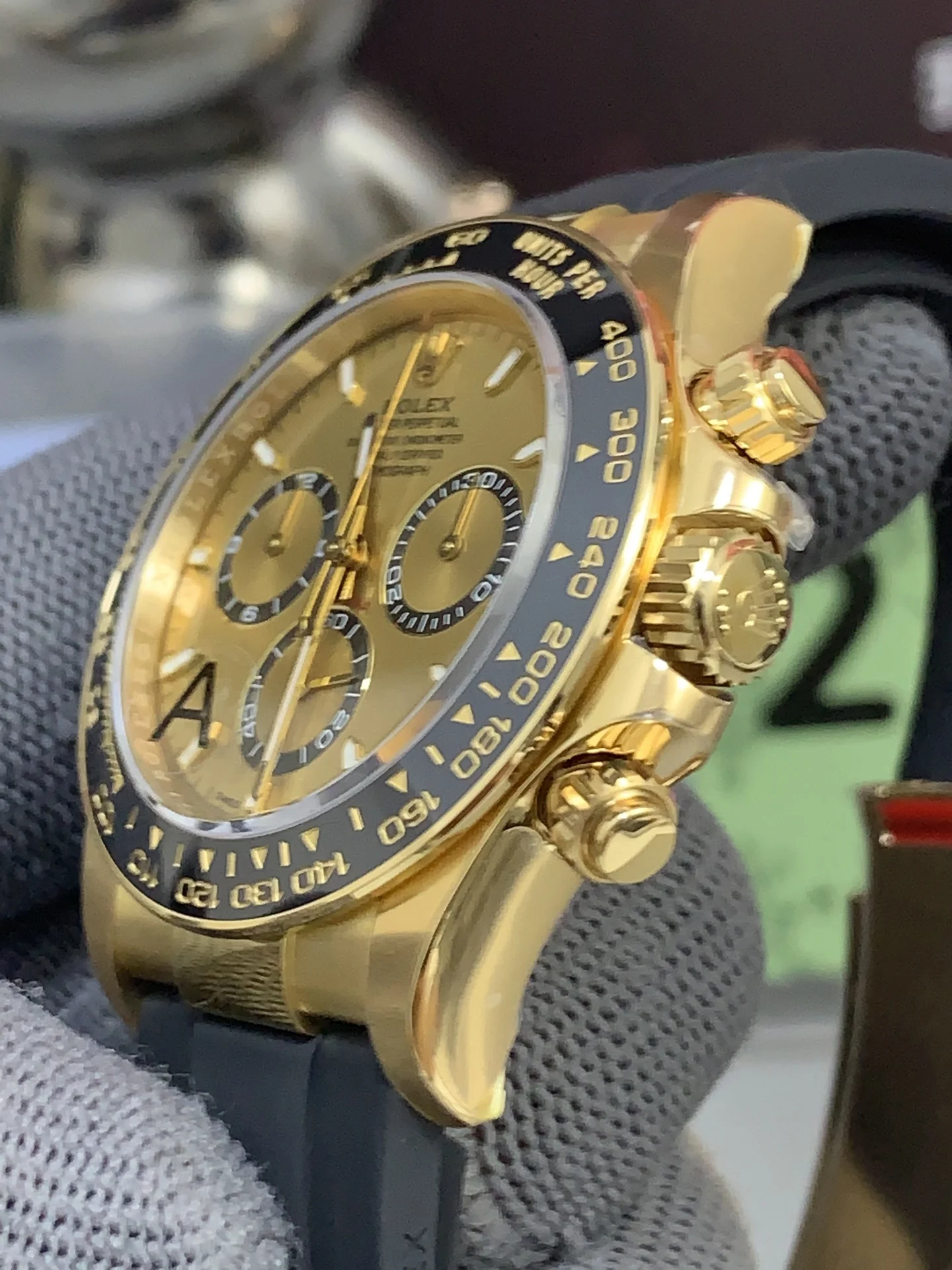 GYL Rolex Cosmograph Daytona 40mm “Pikachu” Champagne Dial Yellow Gold Rubber Strap (126518LN) 11 Super Clone – DD4131 Movement-GYL-GaiYalun