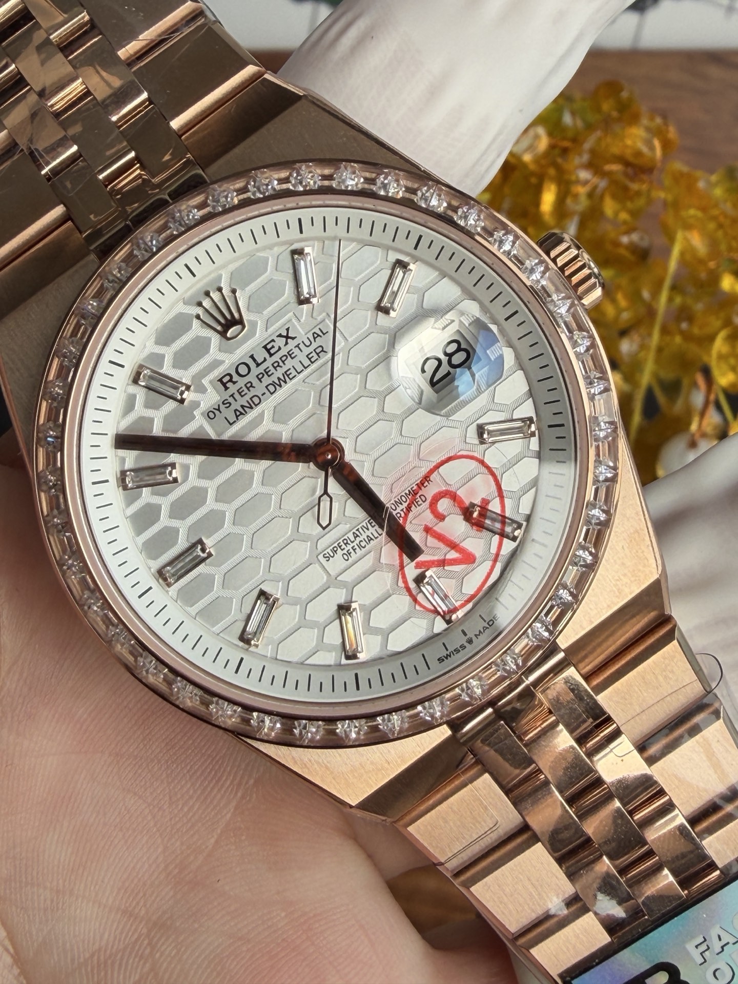 GYL Rolex Land-Dweller 127385TBR-0003 Rose Gold White Honeycomb-motif Diamond-set Dial Best Replica BPF 40mm-GYL-GaiYalun