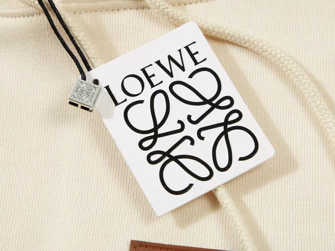 【LOEWE】ロエベ ご好評に付き再入荷！2色