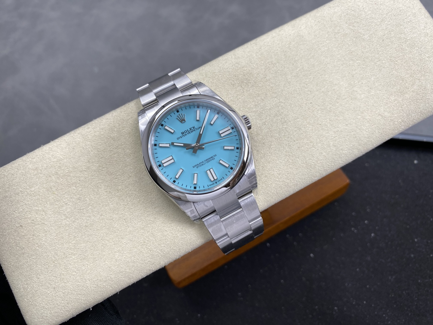 GYL Rolex Oyster Perpetual 41 124300 Turquoise Blue Dial Best Replica VSF-GYL-GaiYalun