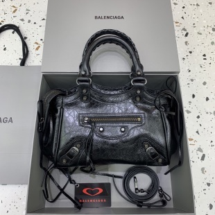 Balenciga👜