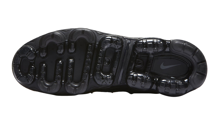 Nike Air VaporMax Plus Triple Black 924453-004