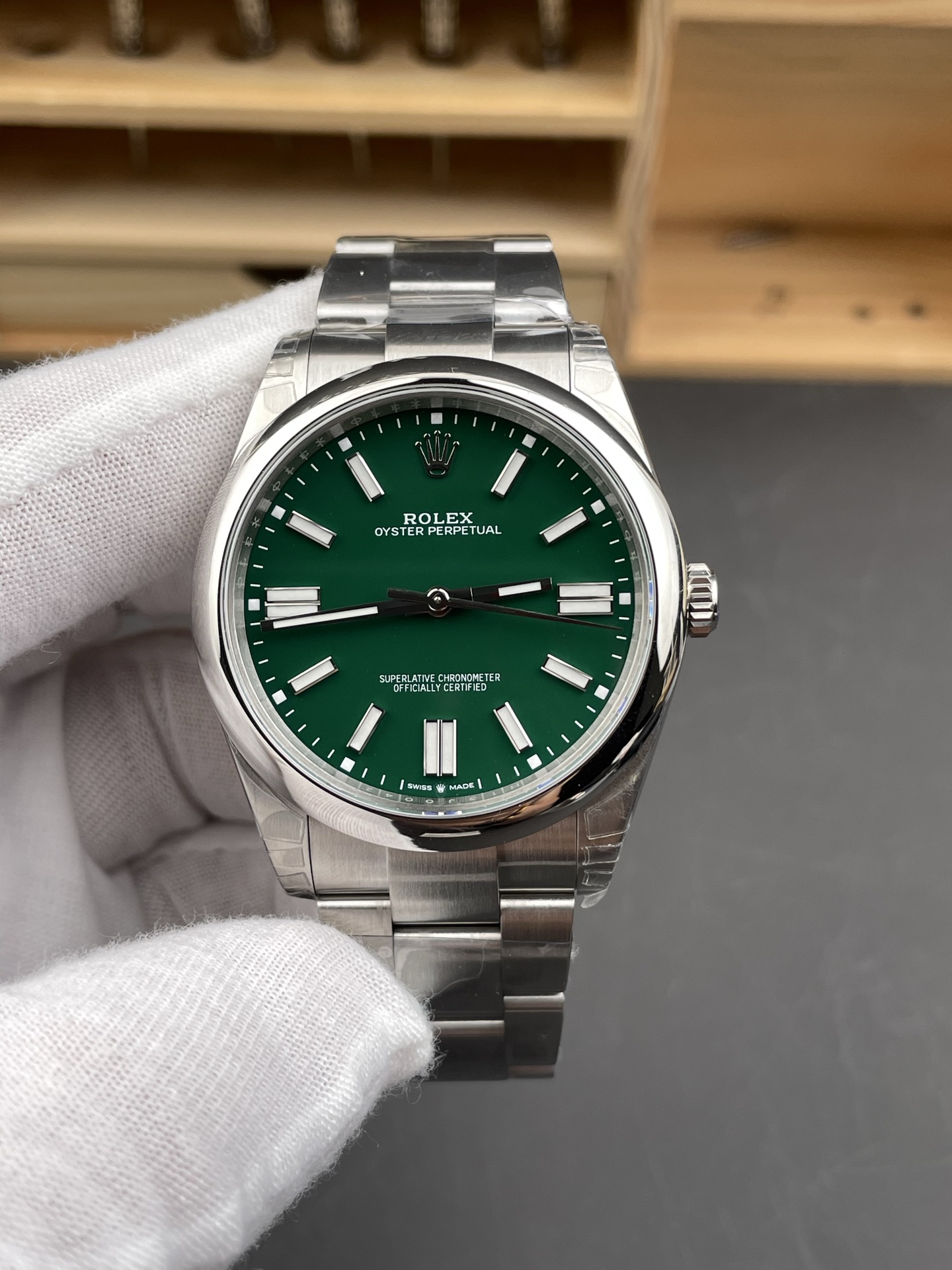 GYL Rolex Oyster Perpetual 41 124300-0005 Green Dial Best Replica VS Factory-GYL-GaiYalun