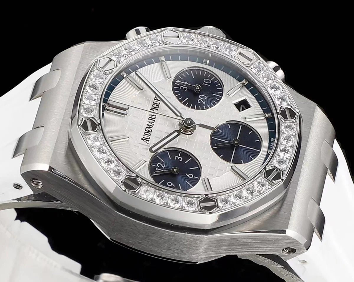 Royal Oak Offshore Selfwinding Chronograph 37mm White Dial in Steel Ref.  26231ST.ZZ.D010CA.01 - Dealer Clocks