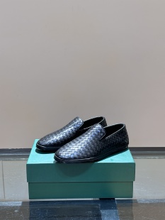 BV👟