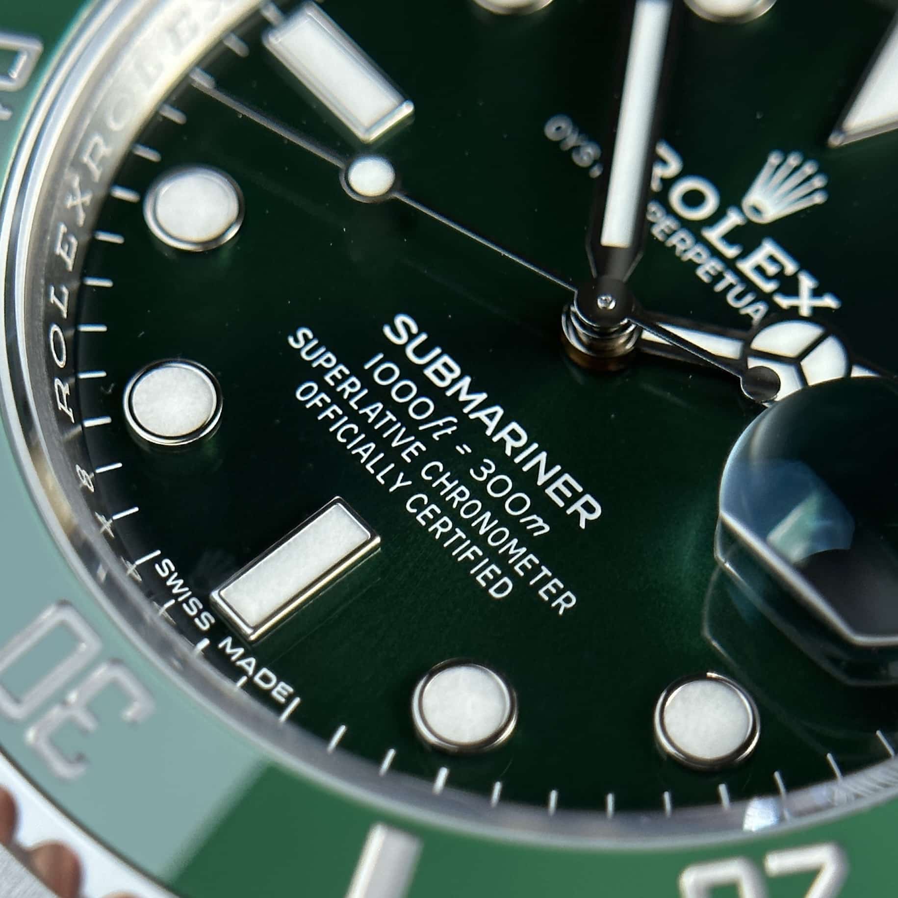 GYL Rolex Submariner Hulk 116610LV Green Dial Best Replica 40mm-GYL-GaiYalun