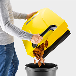 Simple emptying of waste container