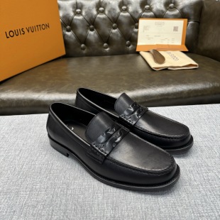 LV👟