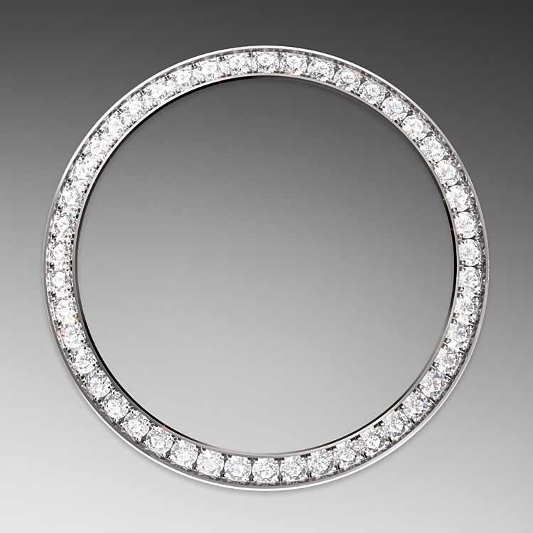 Diamond-set bezel