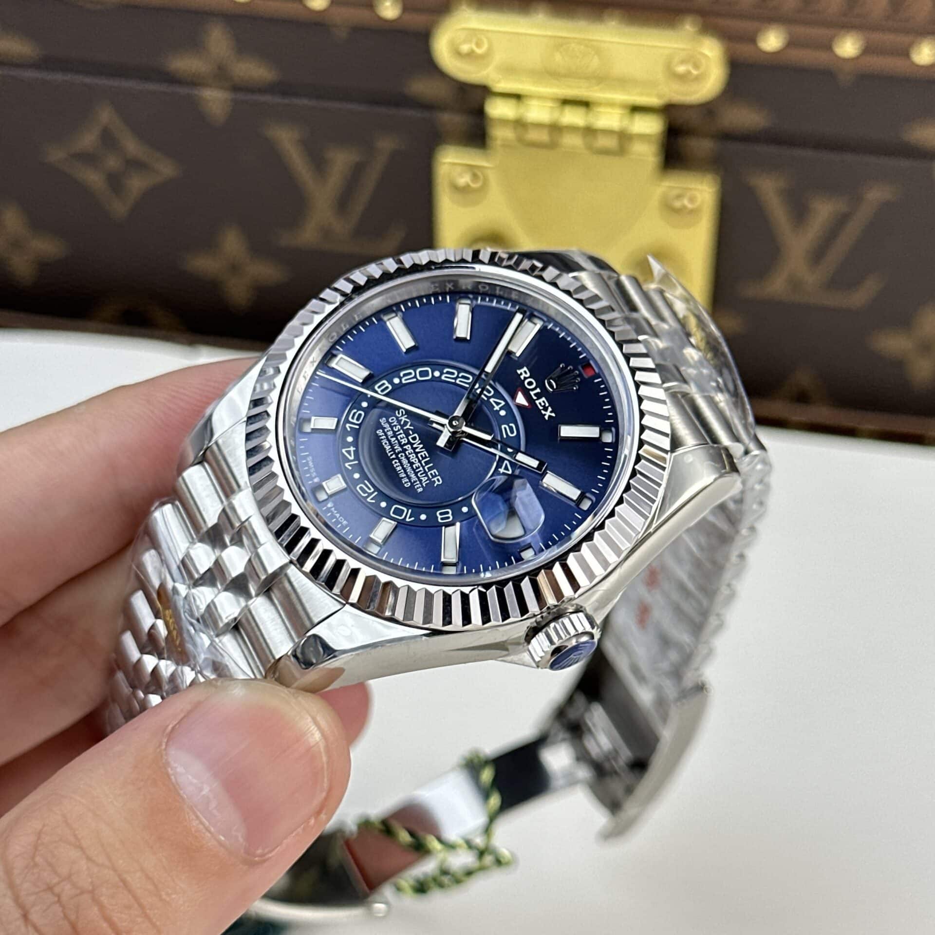 GYL Rolex Sky-Dweller 326934 Blue Dial Jubilee Bracelet Best Replica 42mm-GYL-GaiYalun