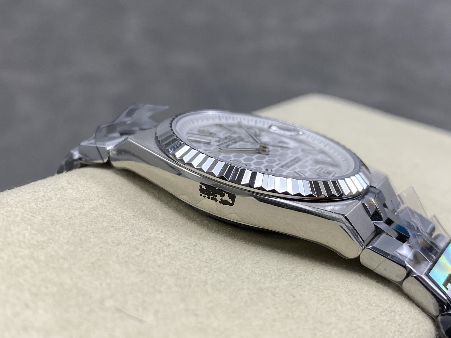 GYL Rolex Land-Dweller 127234 White Honeycomb-Motif Dial Jubilee Bracelet Replica 36mm-GYL-GaiYalun