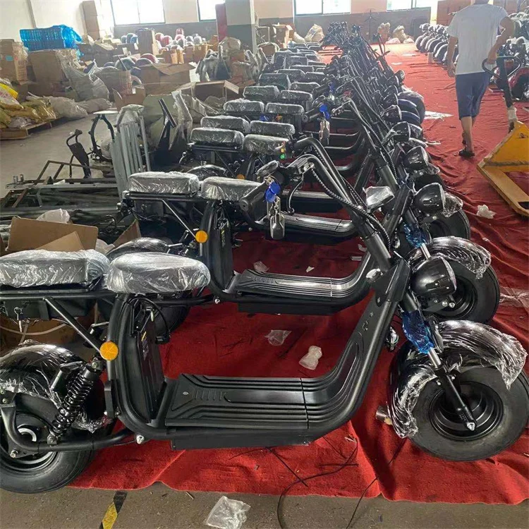 Three Wheel 2000W Chopper Big Battery Trike Model M3 Fast Speed Electric Scooters Adult Citycoco