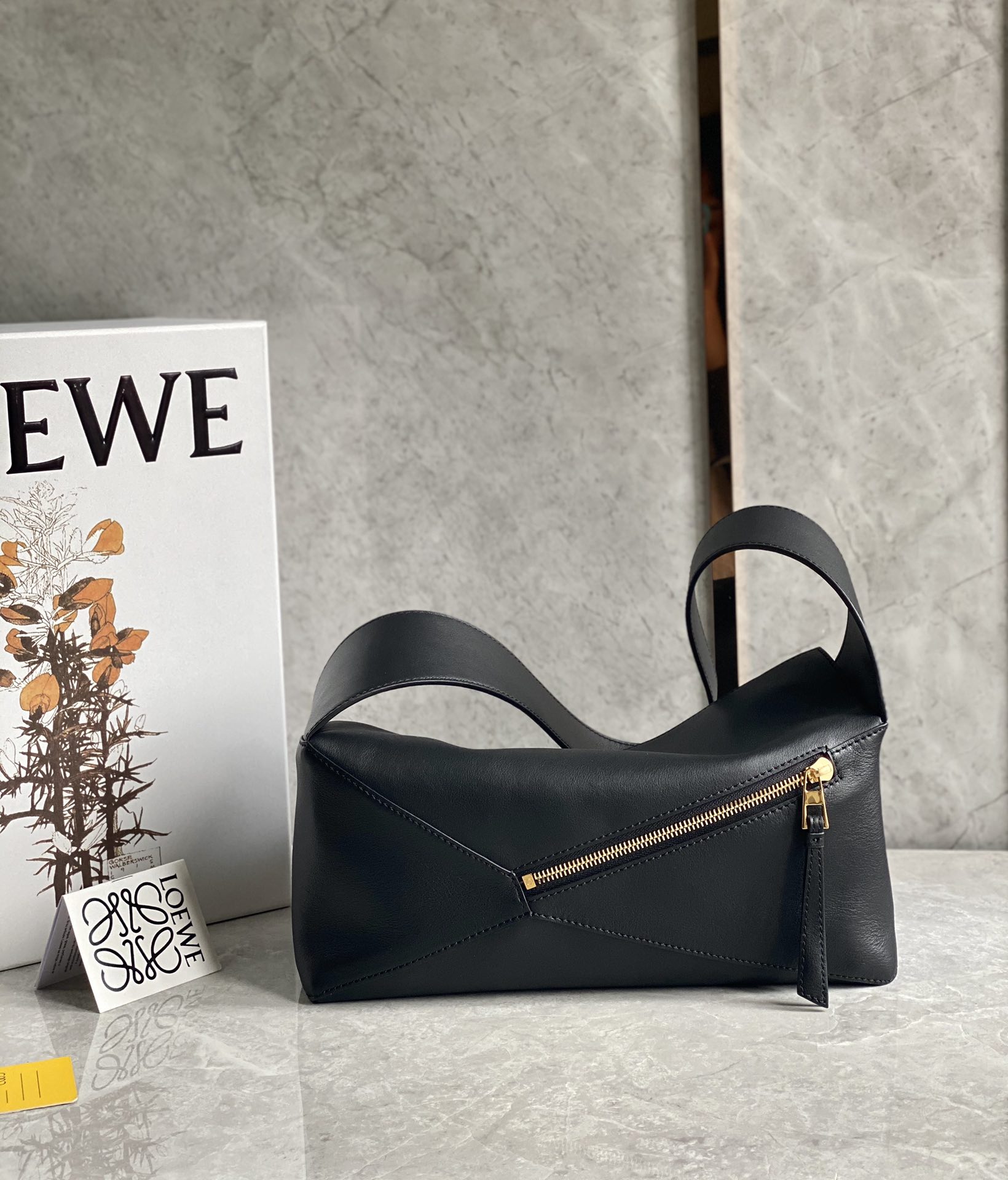 LOEWE罗意威Puzzle