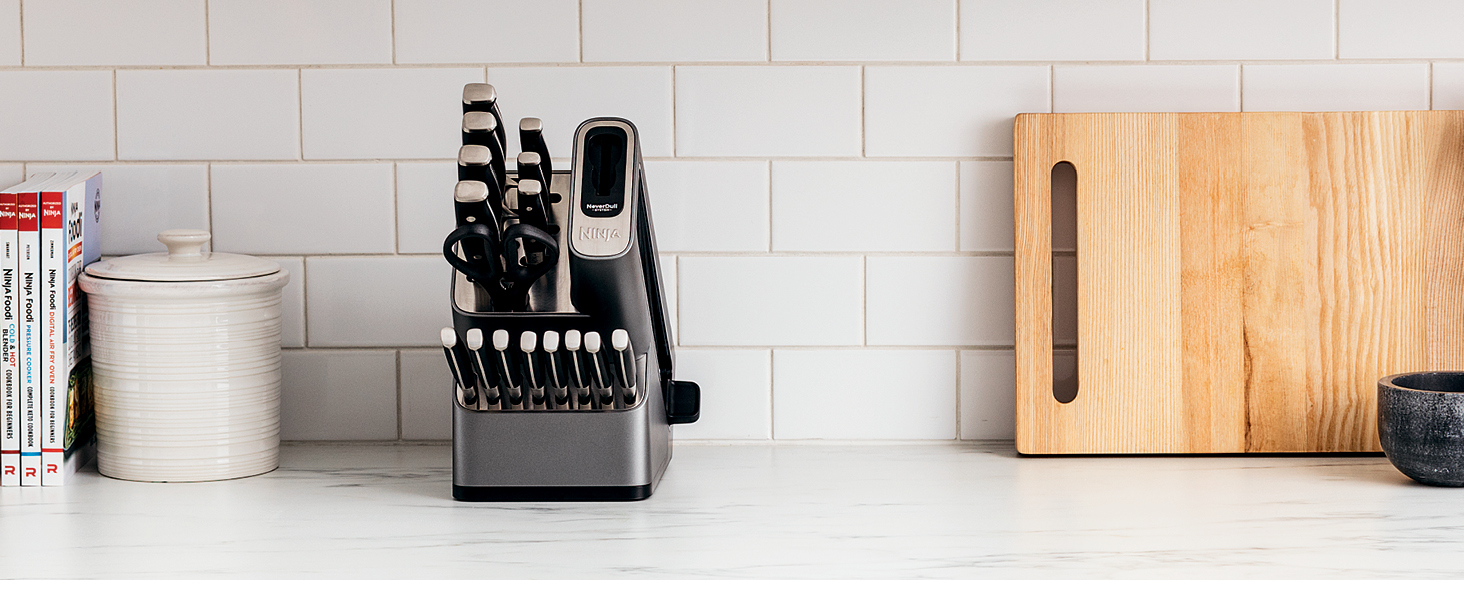 knife block on kitchen counter