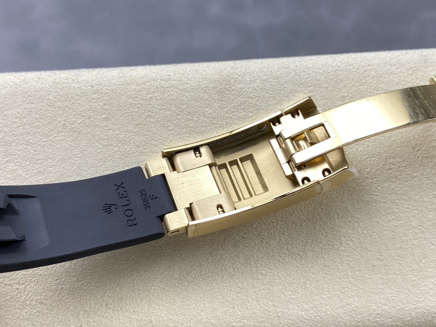 GYL Rolex Sky-Dweller 336238-0004 Yellow Gold Green Dial Oysterflex Bracelet Best Replica 42mm-GYL-GaiYalun