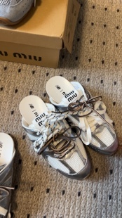 miumiu 👞