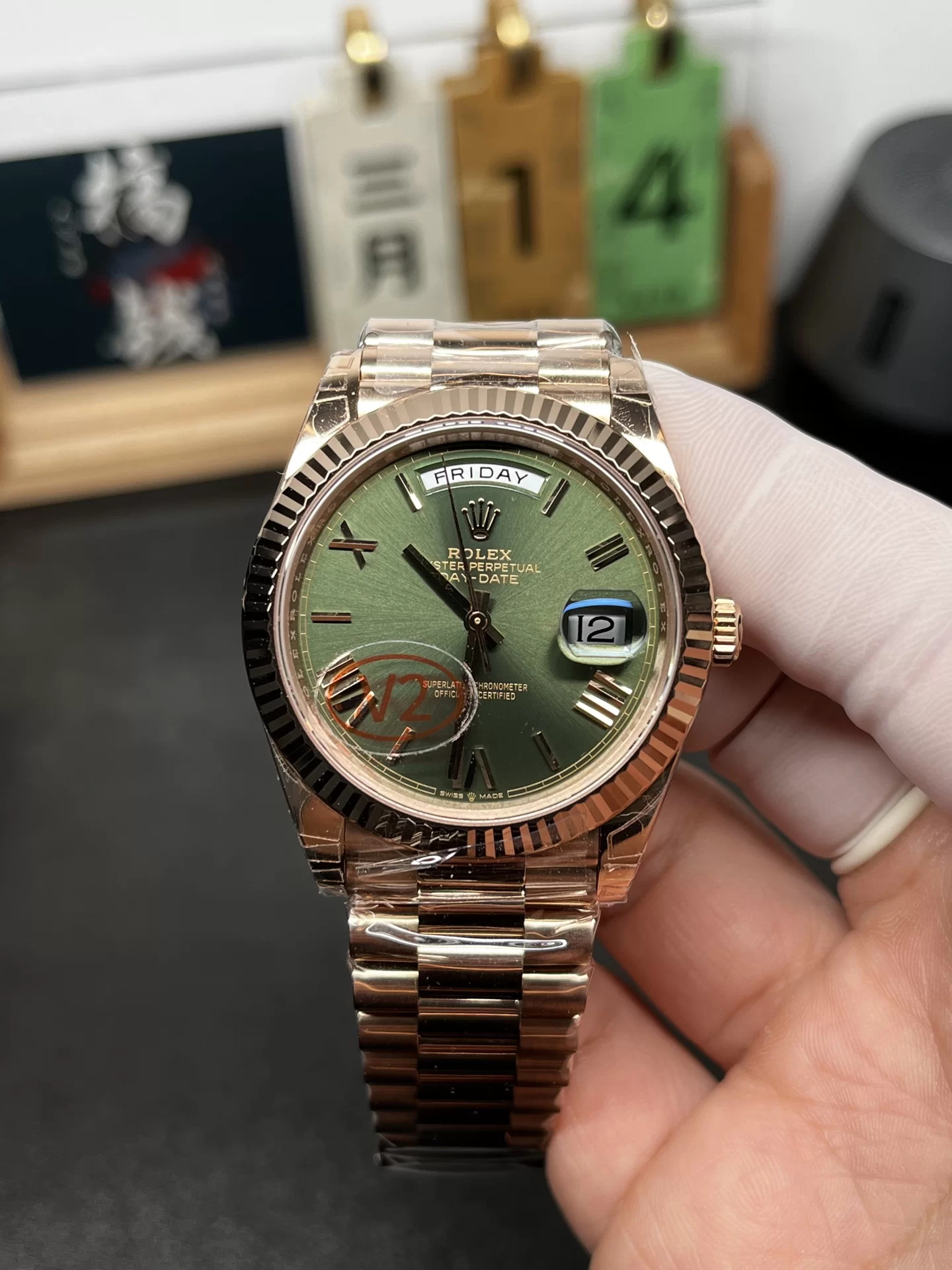GYL Rolex Day-Date 40mm Rose Gold Olive Green Sunburst Roman Dial Fluted Bezel President Bracelet (228235) 11 Super Clone – DD3255 Movement-GYL-GaiYalun