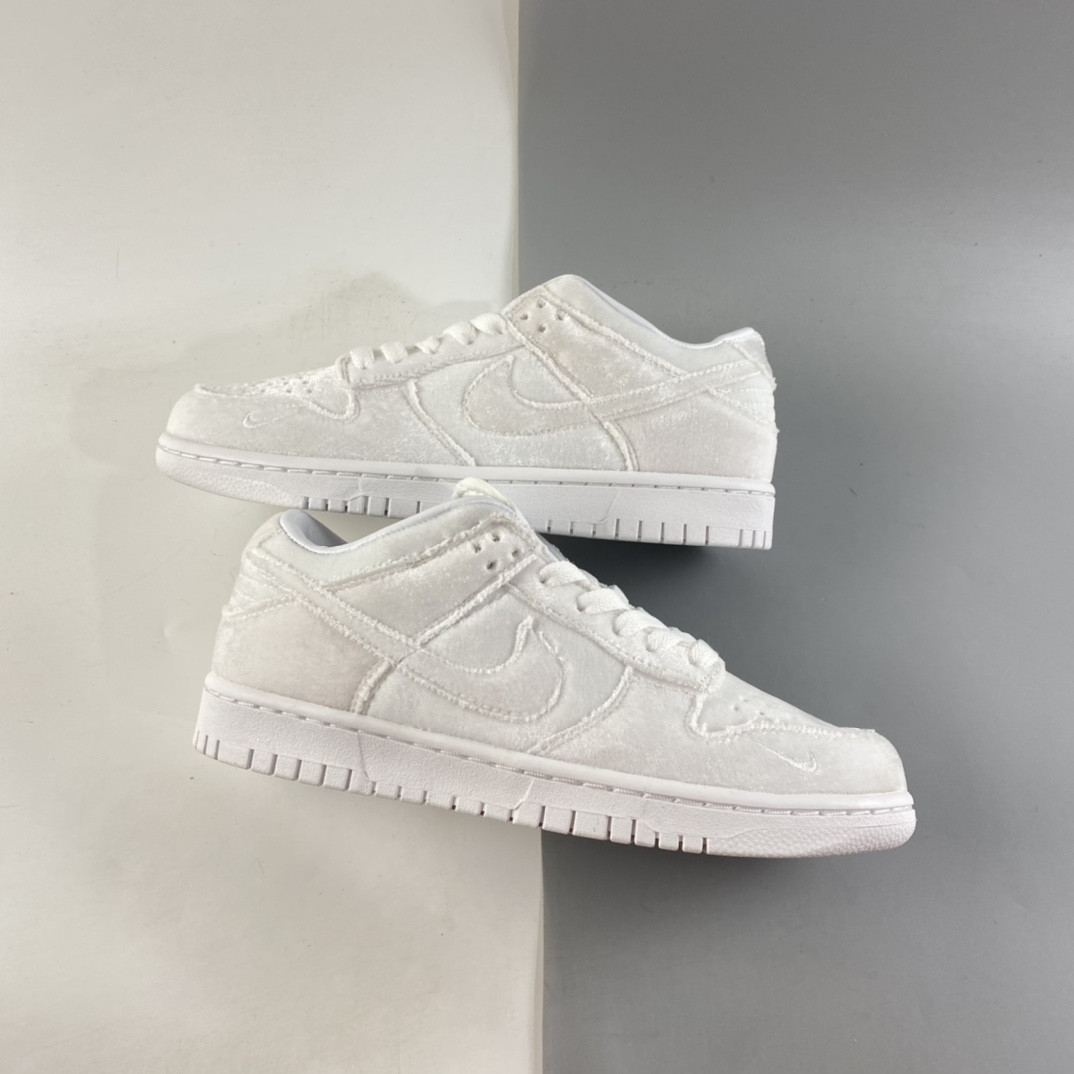 Dover Street Market x Nike Dunk Low Triple White DH2686-100