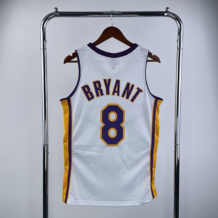 Lakers Kobe Bryant NO.8 2003-04 White Hardwood Classics Swingman Jersey