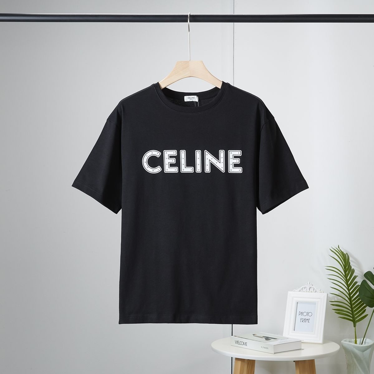 【CELINE】（セリーヌ）男女兼用、ご好評に付き再入荷！