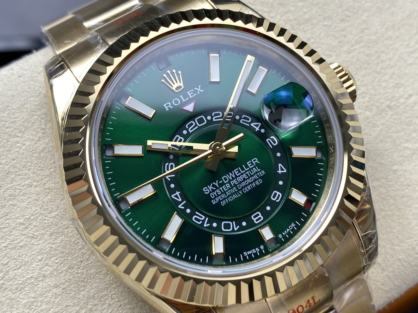GYL Rolex Sky-Dweller 336938-0007 Yellow Gold Green Dial Oyster Bracelet Best Replica 42mm-GYL-GaiYalun