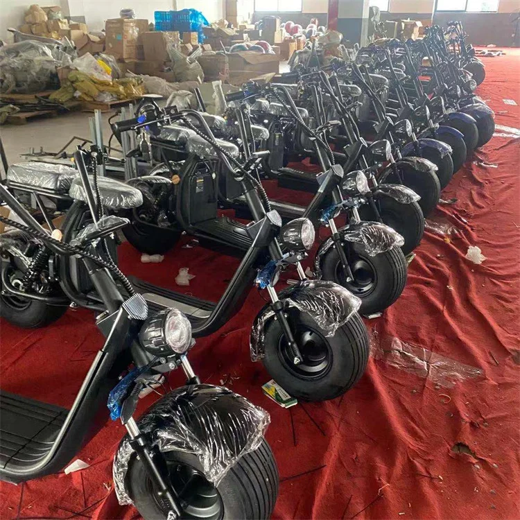 Three Wheel 2000W Chopper Big Battery Trike Model M3 Fast Speed Electric Scooters Adult Citycoco