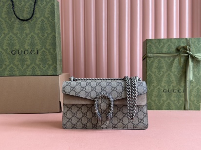 Gucci👜
