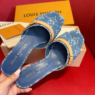 LV-slippers🩴