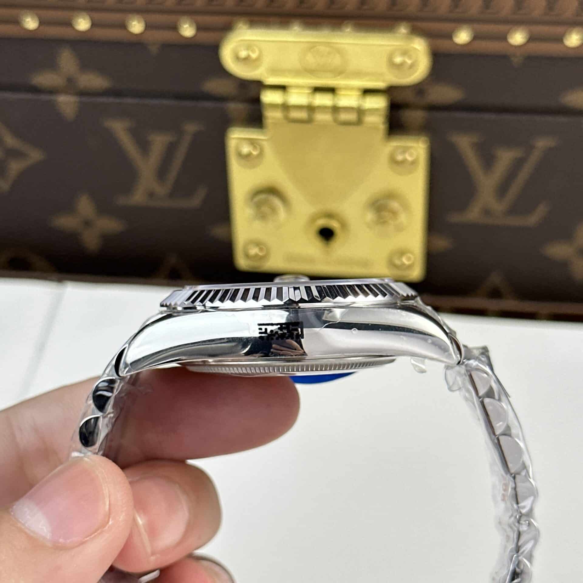 GYL Rolex Sky-Dweller 326934 Blue Dial Jubilee Bracelet Best Replica 42mm-GYL-GaiYalun