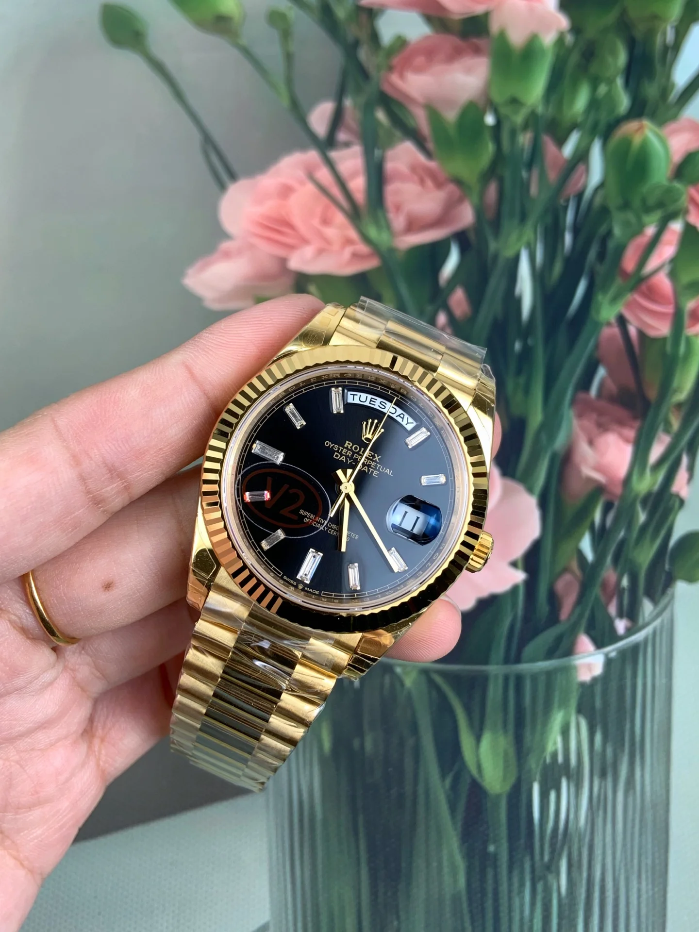 GYL Rolex Day-Date 40 Yellow Gold Black Baguette Diamond Dial (228238) V2 11 Super Clone – DD3255 Movement-GYL-GaiYalun
