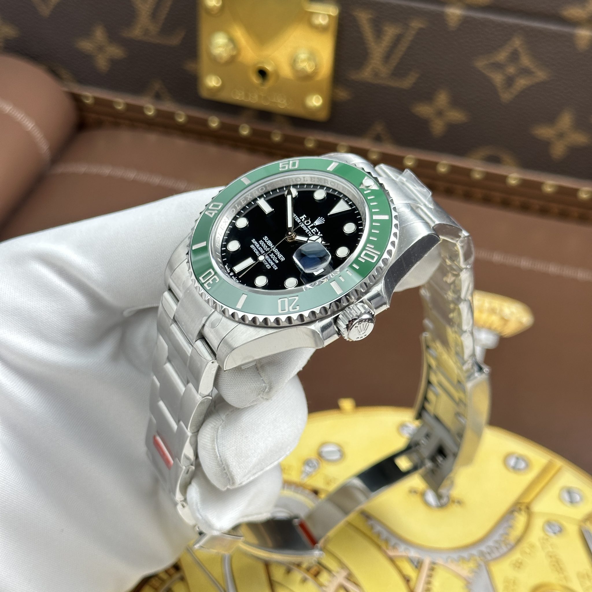 GYL Rolex Submariner Starbuck 126610LV Black Dial Green Ceramic Bezel Best Quality Replica 41mm-GYL-GaiYalun
